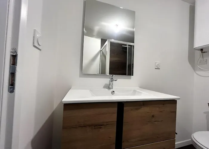 Azur & Serenity شقة *